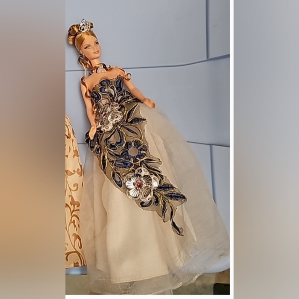 New OOAK Fashionable Barbie Doll in Gown Crown & Jewelry - Picture 4 of 5